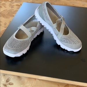 Propet TravelActiv MaryJane flat